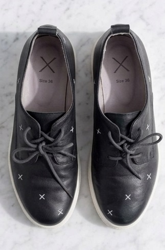 Cross-Embroidered Leather Oxford Sneakers - Image 5