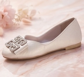 Women’s Beige Pointed-Toe Rhinestone Bow Flat Shoes - Image 2