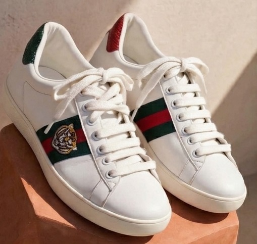 Embroidered Feline Web Leather Low-Top Sneakers - Image 2