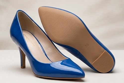 Glossy Patent Pointed-Toe Pumps - Image 4