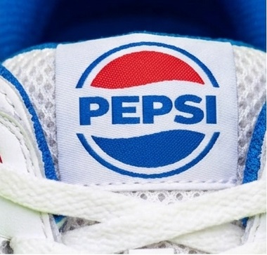 Pepsi Edition White & Blue Retro Low-Top Sneakers - Image 4