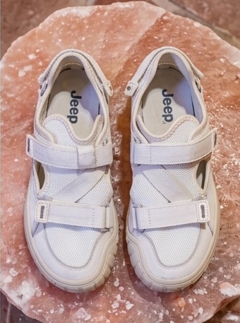 Jeep White Outdoor Hook-and-Loop Sport Sandals - Image 2