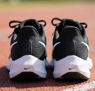 Black Lightweight Lace-Up Running Sneakers with White Sole - Image 4