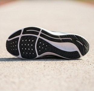 Black Lightweight Lace-Up Running Sneakers with White Sole - Image 6