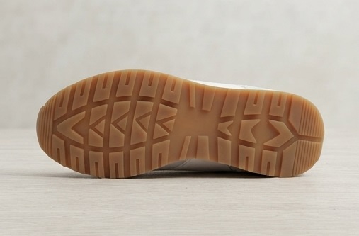 Classic White Mesh Gum Sole Casual Sneakers - Image 7