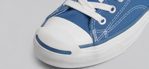 Blue and White Low-Top Platform Canvas Sneakers - Image 3
