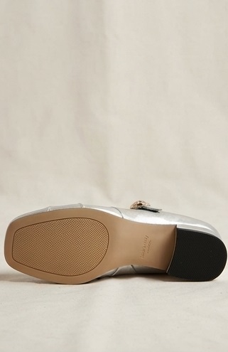 Silver Pleated Mary Jane Low-Block Heel Shoes - Image 6