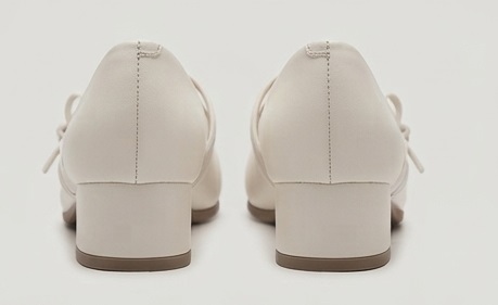 Bow & Pearl Accent Mary Jane Block Heel Pumps - Image 5