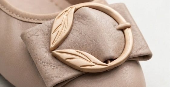 Women's Elegant Buckle Detail Flat Shoes - Image 4